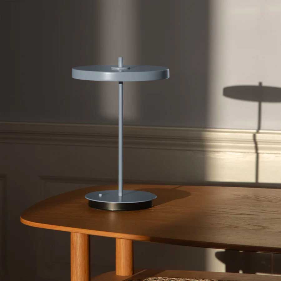 Asteria Move Trådløs Bordlampe - Monochrome - Pale Blue - H: 30,6 cm - Umage