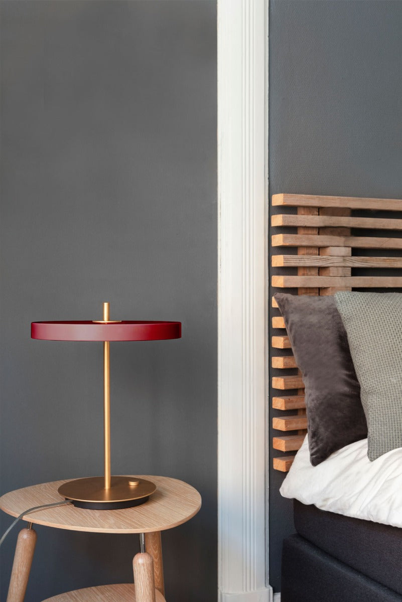 Asteria bordlampe - Ruby Red - H: 41,5 cm - Umage