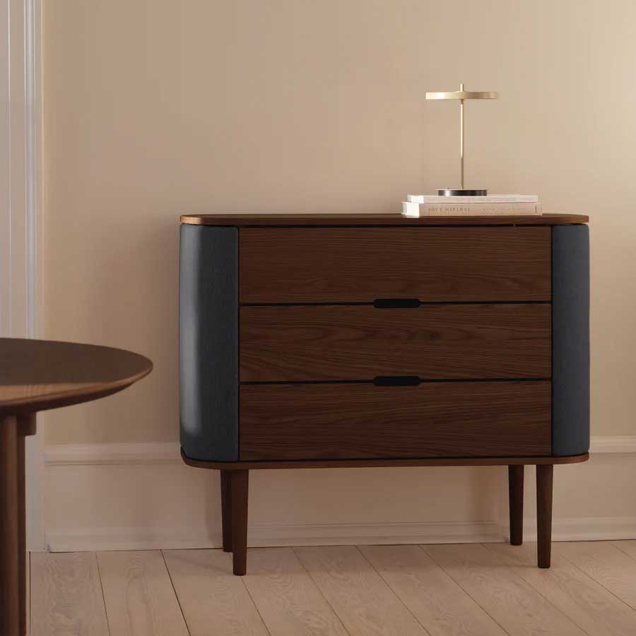 Treasures Kommode - 109.2x93x43 - Dark Oak / Shadow - Umage