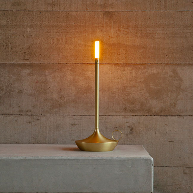 Wick Transportabel Bordlampe (Brass) - Graypants