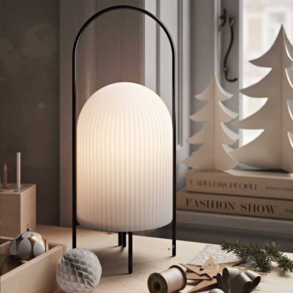 Ghost Bordlampe - WOUD