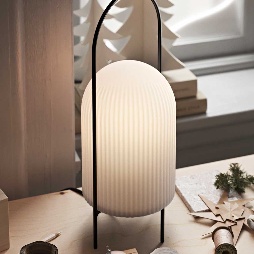 Ghost Bordlampe - WOUD