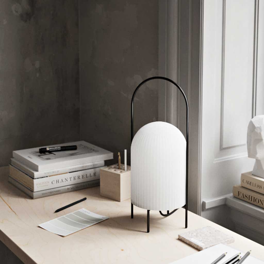 Ghost Bordlampe - WOUD