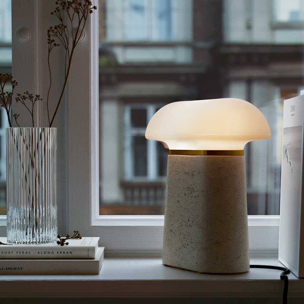 Nova Bordlampe - Travertin - WOUD