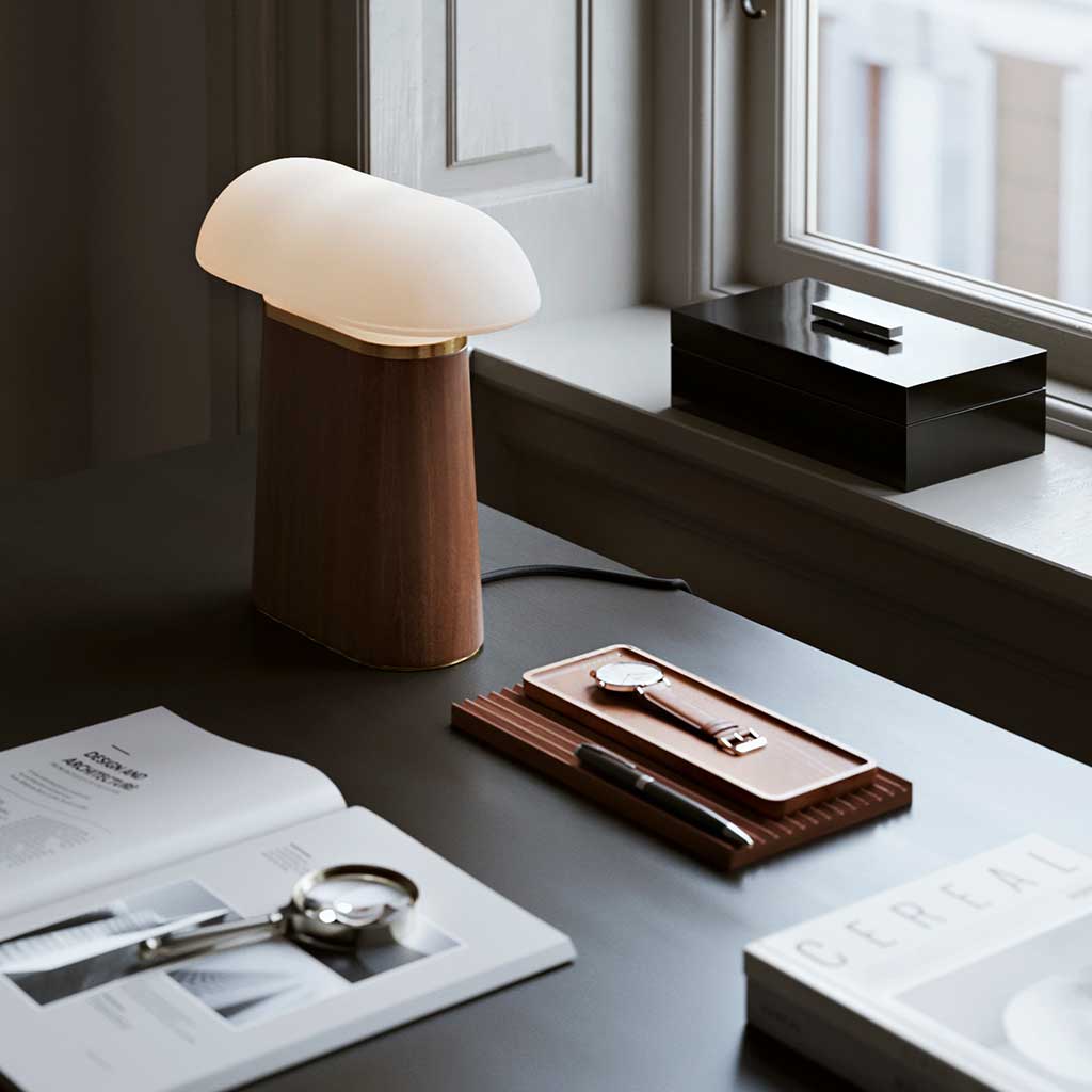 Nova Bordlampe - Valnød - WOUD