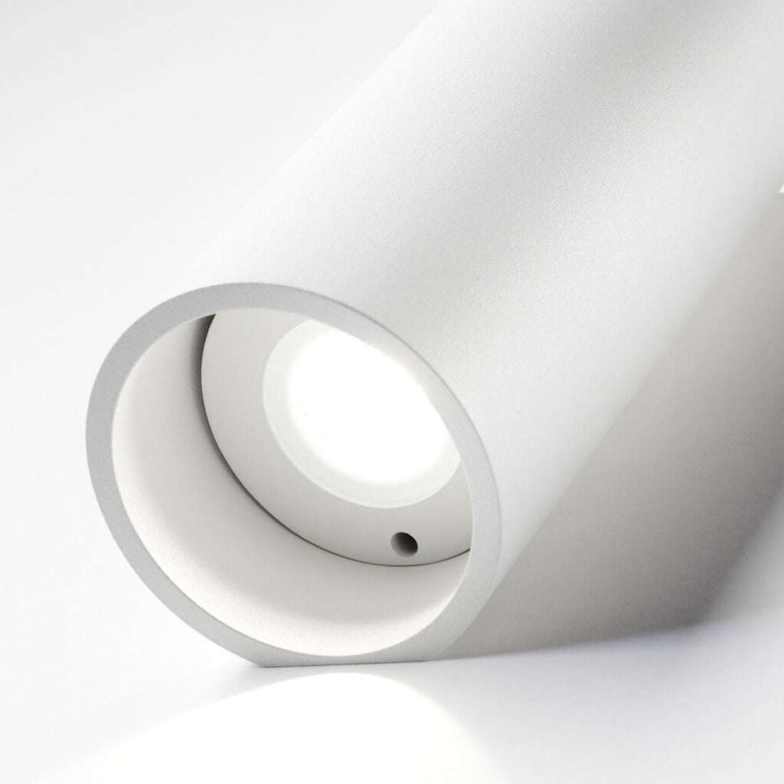 Zero W2 - Hvid - Light Point